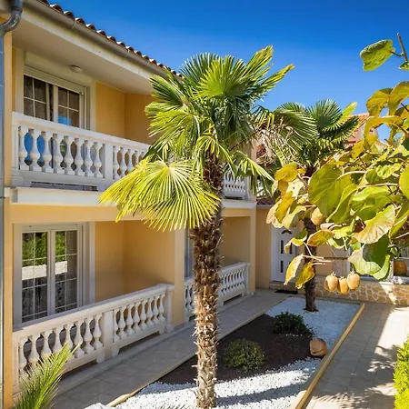 Villa Opatic Porec Exterior photo